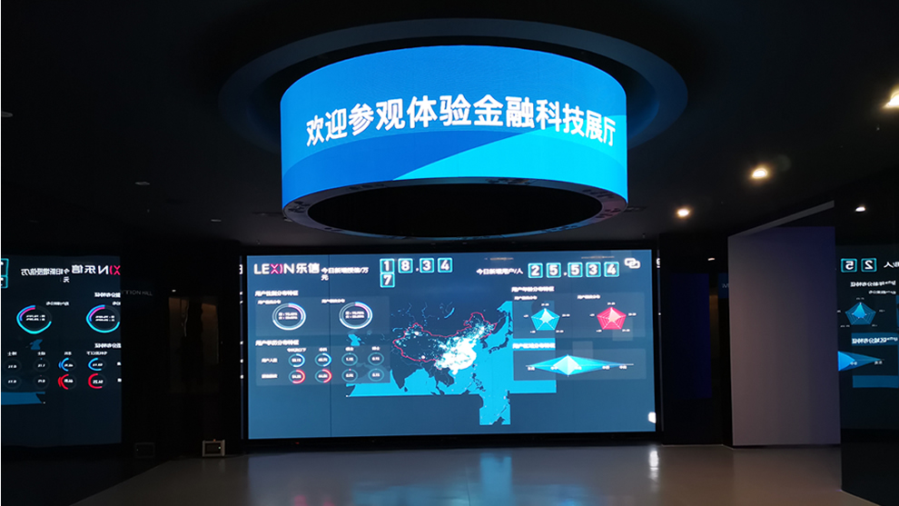 深圳P1.5MM户内COB显示屏
