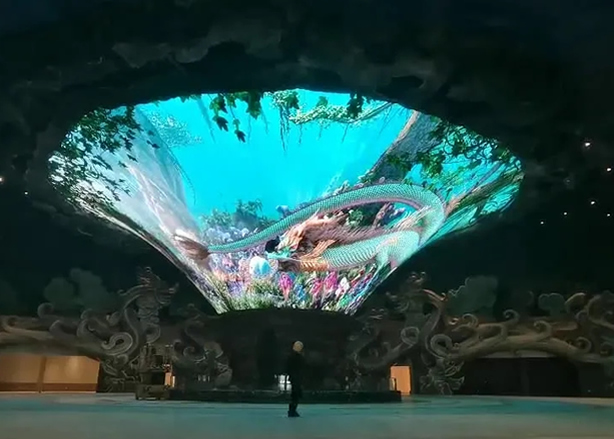 康硕展又一创意巨作，南京龙之谷直径27米的树形喇叭屏，世界之最！