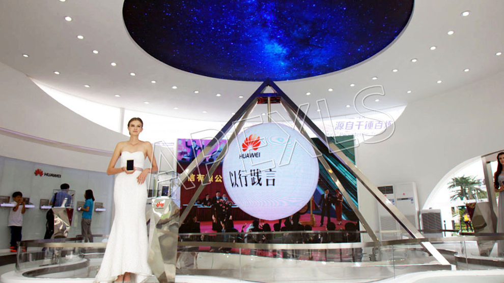 华为天圆地方装置（上海旗忠网球馆）P4MM直径2.2米LED球形屏