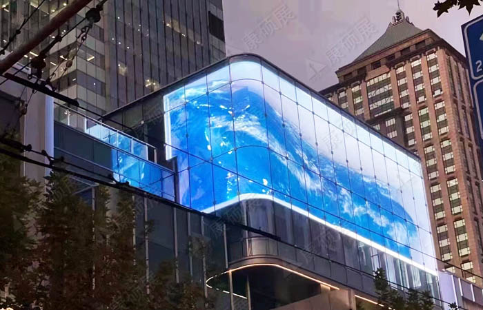 上海中信泰富广场裸眼3D户外LED透明屏案例