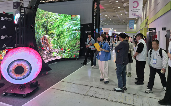 康硕展LED球幕闪耀KOBA 2026 沉浸式技术引领文旅显示新趋势